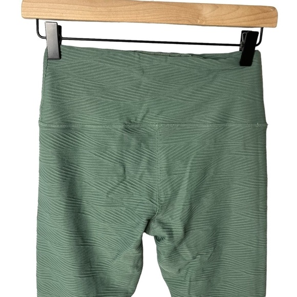 Glyder Active Full Length Leggings Sage Green Textured Size Medium - Picture 4 of 6